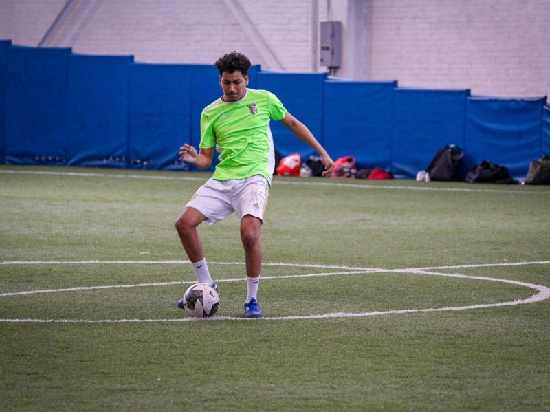 sports-leagues-canada-indoor-soccer (10)
