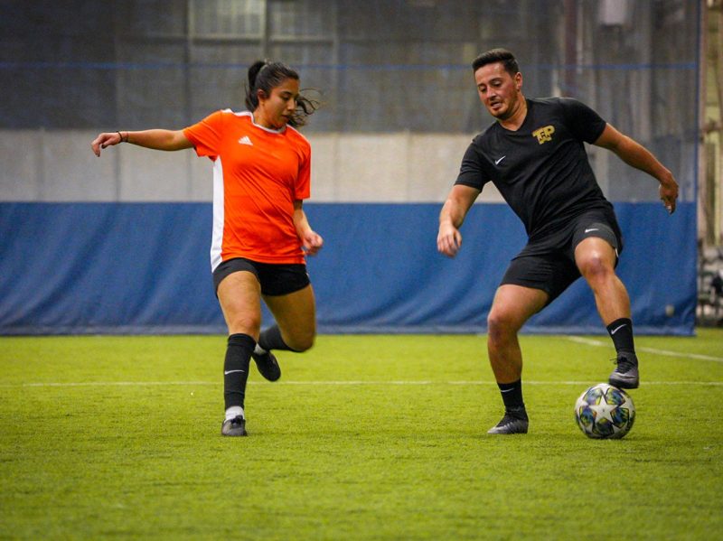 sports-leagues-canada-indoor-soccer (14)
